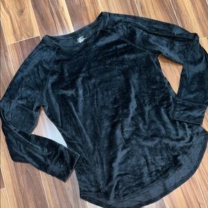 Large Climateright velour black long sleeve base layer top